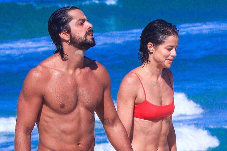 Agatha Moreira e Rodrigo Simas