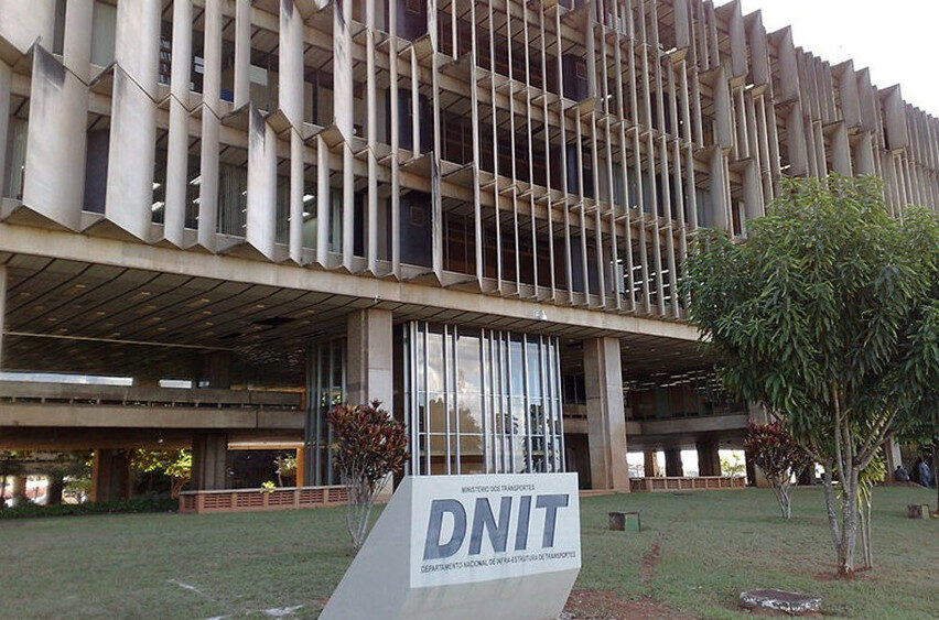 Dnit informou, por de nota, que os editais para as obras da rodovia respeitam regras do licenciamento ambiental.