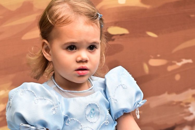 Ella, filha de Thiago Oliveira