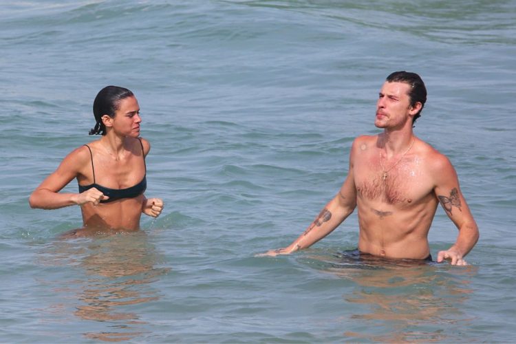 Bruna Marquezine e Shawn Mendes