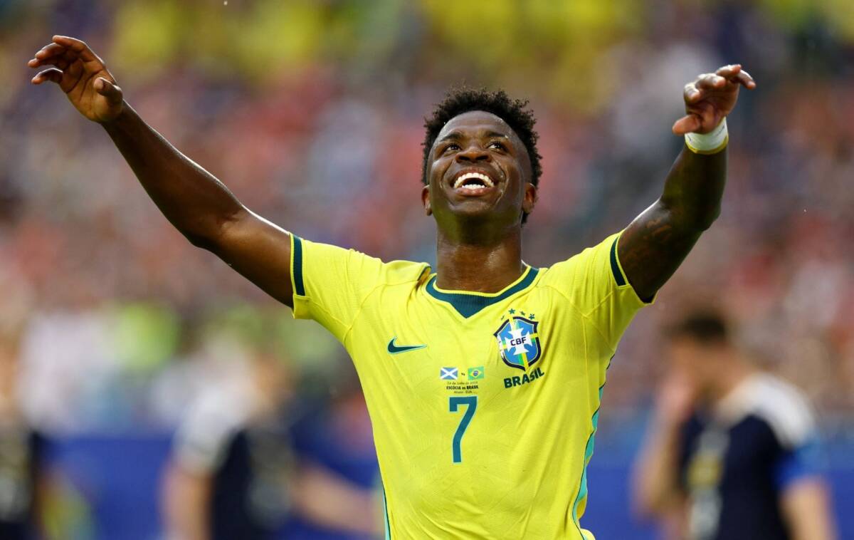 Vini Jr comemora seu quarto gol na Copa de 2026