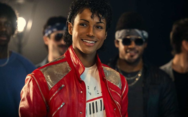 Filme de Michael Jackson supera US$ 1 bilhão em bilheteria