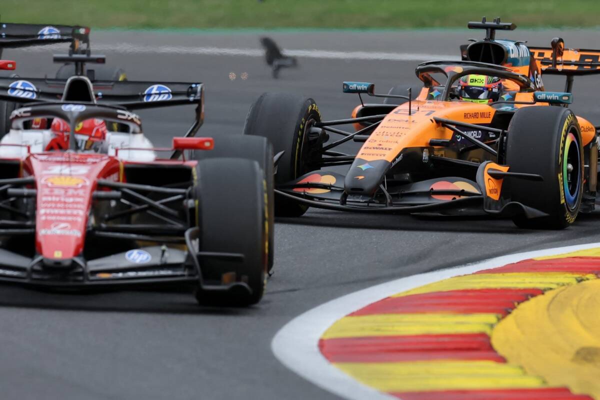 Na briga pelo 3º lugar, Leclerc e Hamilton encostam na reta