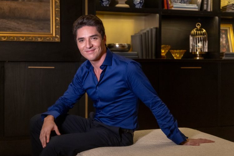 Rafael (João Vitor Silva)