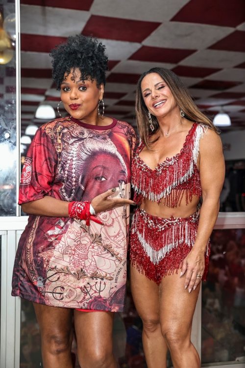 Carla Cristina Cardoso e Viviane Araújo