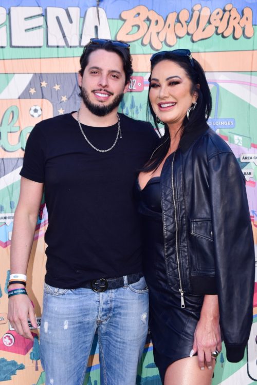 Helen Ganzarolli e o namorado