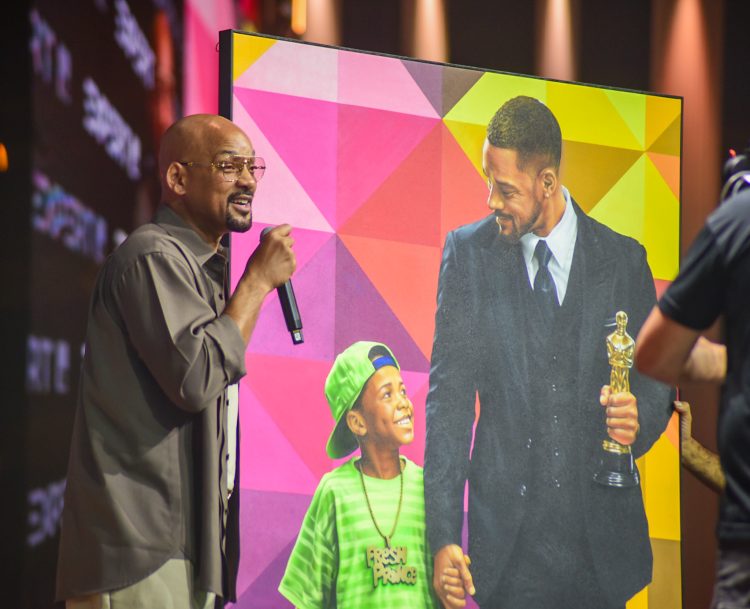 Will Smith recebe homenagem em evento