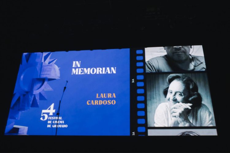 Laura Cardoso ganhou homenagem no encerramento do Festival de Cinema de Gramado