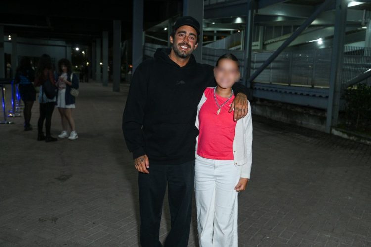 Pedro Scooby com a filha