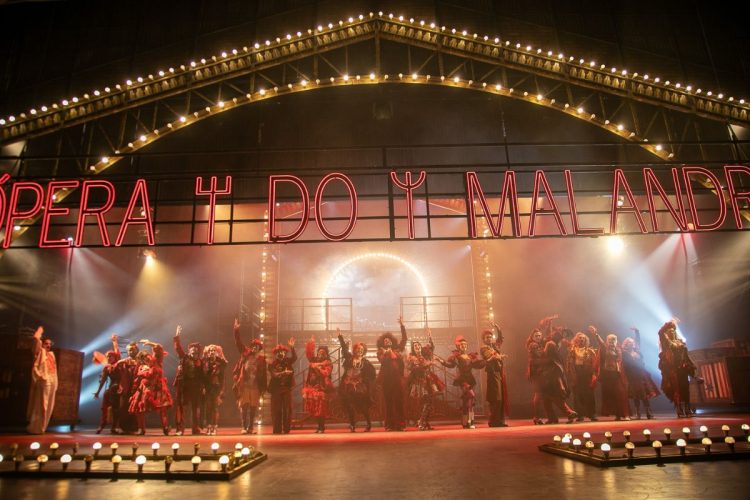 Cenário de 'Ópera do Malandro'