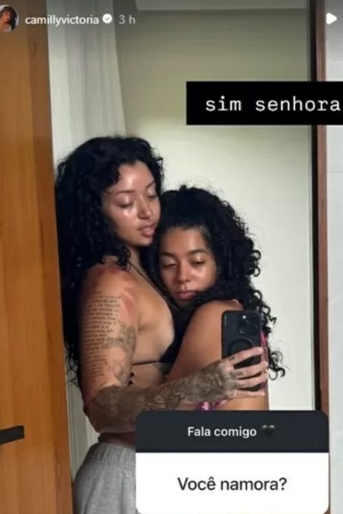 Camilly Victória assume namoro com Amber Marie