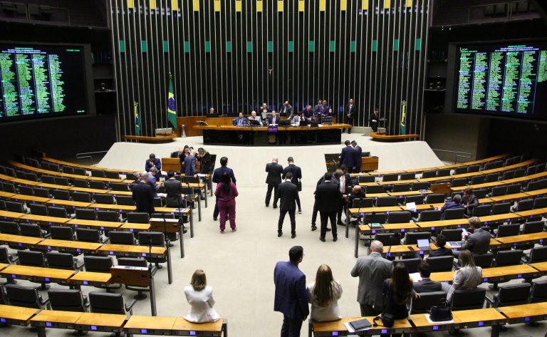 Discussão e votação de propostas legislativa. Presidente da Câmara dos Deputados, Hugo Motta (REPUBLICANOS - PB)