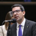 Deputado Marcelo Queiroz (PSDB-RJ) fala no Plenário da Câmara dos Deputados