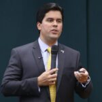 Deputado André Fufuca (PP-MA) fala em comissão da Câmara dos Deputados