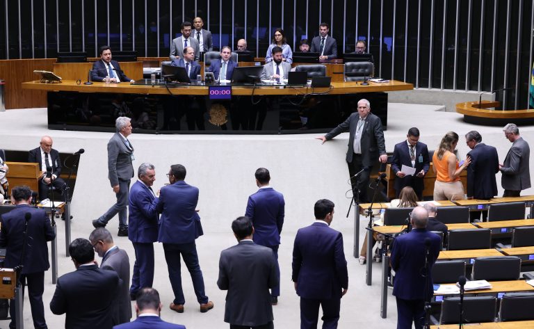 Discussão e votação de propostas legislativas. Presidente da Câmara dos Deputados, Hugo Motta (REPUBLICANOS - PB)